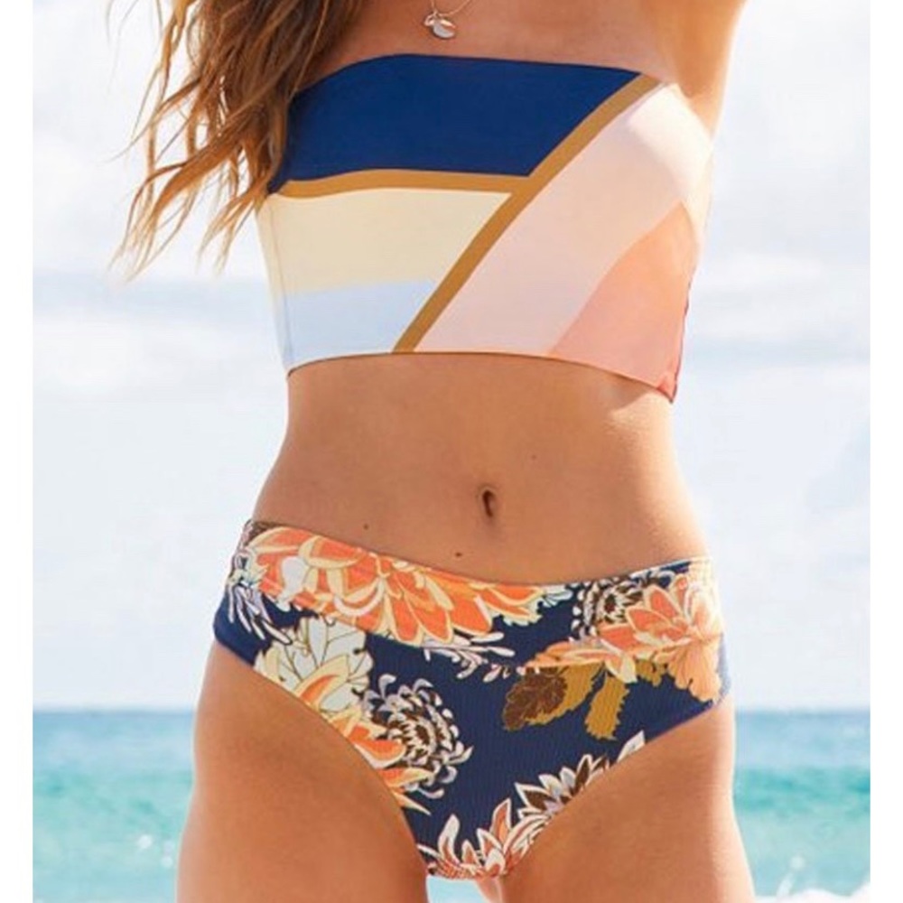 Dokifans Patchwork Floral Print Blue Bikini Set